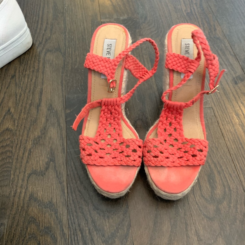 Steve Madden Orange Wedges
